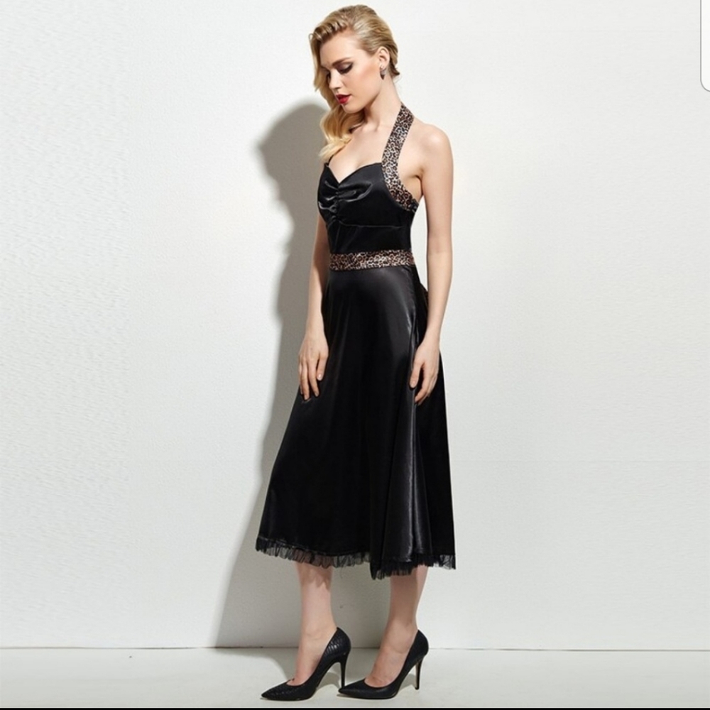 🆕️ *FINAL* SEXY KITTEN! Blk/Leopard Halter Dress - Picture 4 of 8
